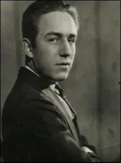 Outre le dessin et le cinma, quelle est la grande passion du jeune Walter ?