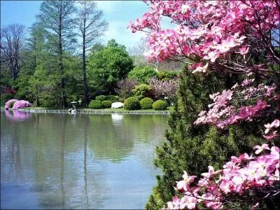 Au cours de quel mois d&eacute;bute le printemps ?