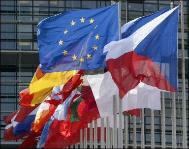 Quelle est la durée du mandat des 20 commissaires de la Commission Européenne ?