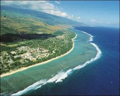 Quel est le nom actuel de l'ancienne île Bourbon ?