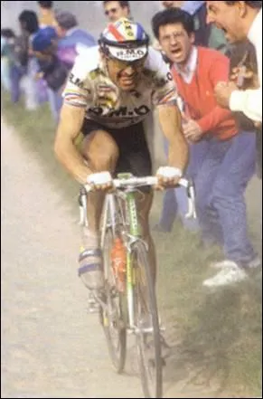 A son palmars : Paris- Roubaix en 1985 et 1991 :