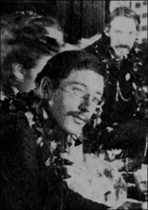 Stevenson a eu un fils naturel.