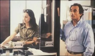 Dans ce film, son personnage se nomme Victor Benzakhem ... .