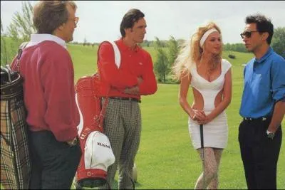 Dans ce film, son personnage se nomme Xavier Langsman ... .