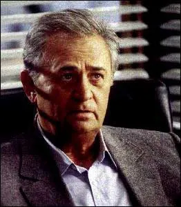 Quel est le grade de Navarro ?