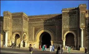 Dans quelle ville marocaine peut-on admirer ce monument ?