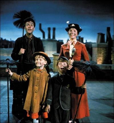 Dans quoi Bert et Mary Poppins sautent-ils avec les enfants pour se retrouver  la campagne ?