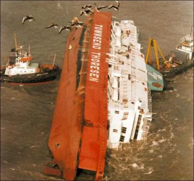 Naufrage d'un Ferry  Zeebruges ( Belgique ) :