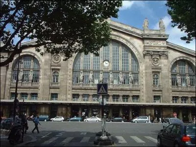C 'est la plus importante gare d'Europe et la troisime mondiale en terme de voyageurs. Je suis la gare de ?