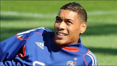 Qui est ce footballeur ?