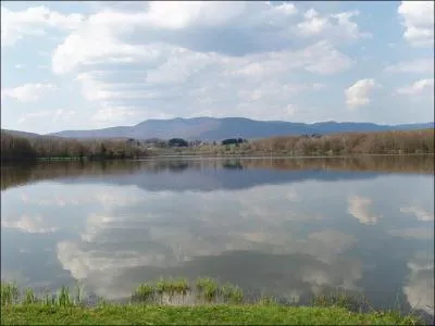 A l'extrmit Sud du Massif vosgien le lac du Malsaucy est un endroit bien connu des amateurs de rock puisque c'est sur ses rives que se droule chaque anne le Festival :
