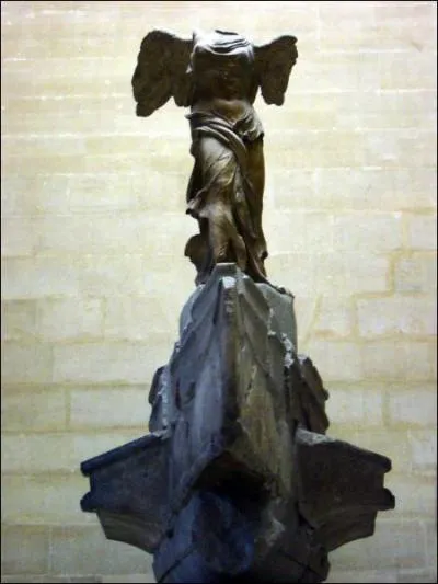 O se trouve la 'Victoire de Samothrace' ?