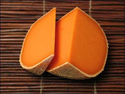 Quel est ce clbre fromage orange ?