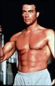 ''Si tu attends le mois d'octobre pour faire des poissons d'avril, tu attrapes ---------------------.''