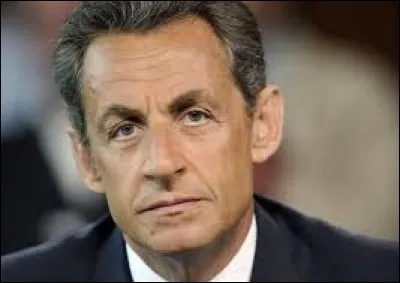 NICOLAS SARKOZY né le 28/01/55 à Paris. Vrai nom : Nicolas Paul Stéphane Sarközy de Nagy Bocsa. Tous ces événements lui sont arrivés mais un seul le 10 août 84.