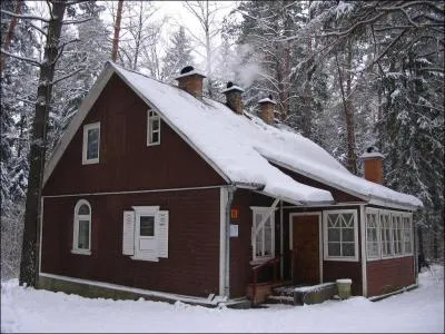 Comment s'appelle ce type de maison russe ?