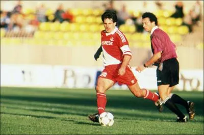 Quel club, Claude Puel entranait-il avant Lyon ?