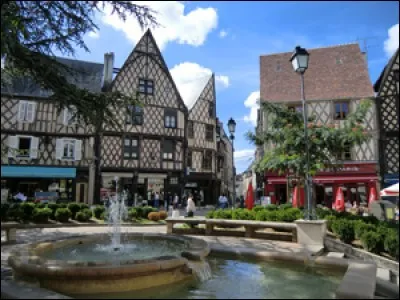 En langage familier, désigne les nantis. En 2011, cette ville allait sur ses 35 printemps !