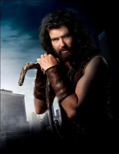 Quel supplice doit endurer le remplaant de Chiron (dans le tome 4) ?