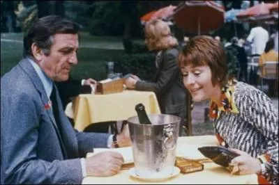 Elle est Hlne Douleau avec Lino Ventura dans ce film en 1974... .