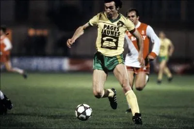 Avec quel club Maxime Bossis a-t-il jou le plus de matches de Ligue 1 ?