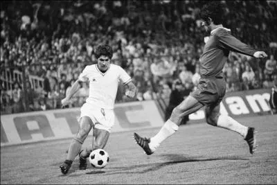 Avec quel club Jacky Novi a-t-il jou le plus de matches de Ligue 1 ?