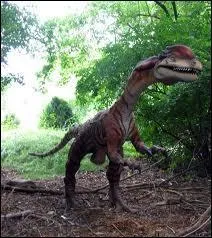 DILOPHOSAURUS veut dire :