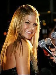 Qui est cette chanteuse ?