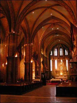 Dans une église, qu'est-ce que l'autel ?