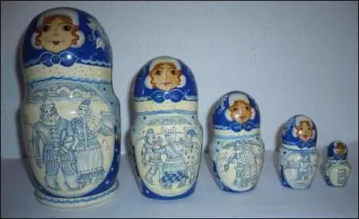 Je suis des poupes :