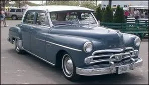 Une Dodge Coronet que l'on peut voir dans :