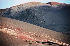 En Auvergne la terre est...