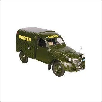 Cette fourgonnette de la poste est une :