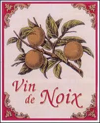 Combien doit on faire macrer de noix pour la fabrication d'une bouteille ce mme vin ?