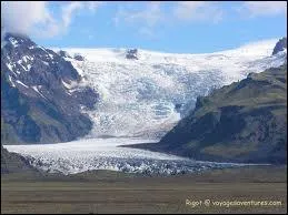 Dans quel continent se situe le glacier Vatnajkull ?