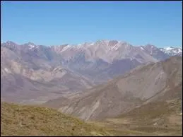 Dans quel continent se situe la Cordillre des Andes ?