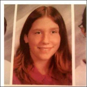 Qui est cette adolescente ?