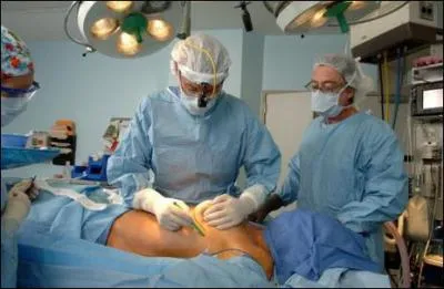 Je suis un mdecin qui opre, qui suis-je ?