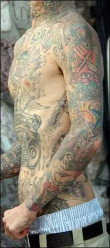  qui appartient ce tatoo ?