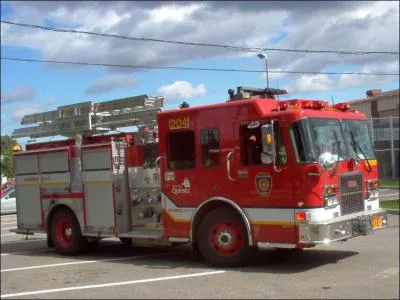 Vhicule des pompiers d'une grande ville du :