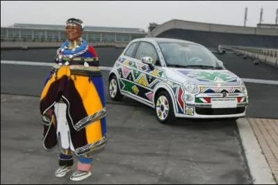 L'artiste Sud-africaine Esther Mahlangu a ralis cette ...
