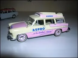 Et cette ambulance des annes 60 fut utilise sur... .