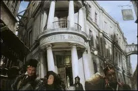 Quel est le numéro du 2ème coffre que visitent Harry et Hagrid à Gringotts ?