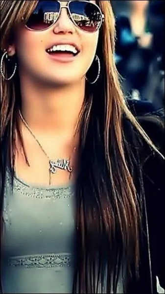 En quel mois est-elle ne ?