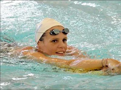 Laure Manaudou est spontsoriser par quelle marque de natation ?