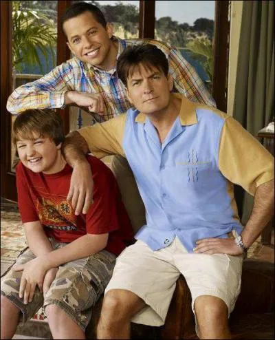 Quel acteur s'est fait vir� de sa s�rie apr�s avoir insult� son patron dans les M�dias ?