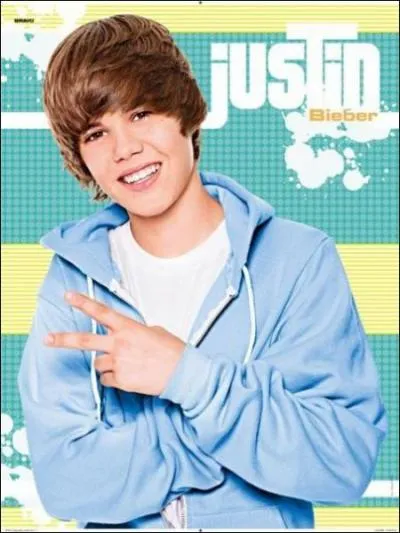 Quelle marque de souliers porte-t-il ?