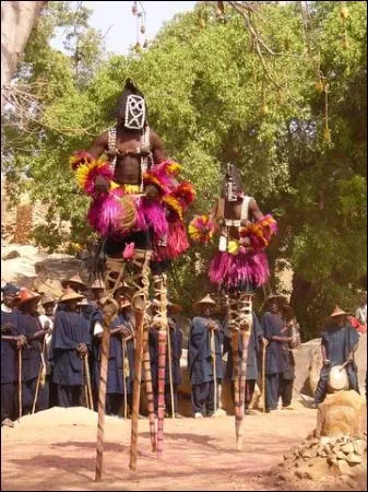 Quel peuple NE vit PAS au Sngal ?