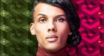 ´ Dans la rue, des tenues charmantes / Maquill comme mon fianc / Garon, fille, l´allure stupfiante / Habill comme ma fiance / J´ai pas envie de la voir nue / J´ai pas envie de le voir nu.