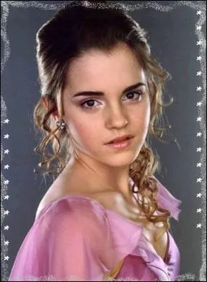 Avec qui Hermione va-t-elle au bal de Nol (le 4) ?